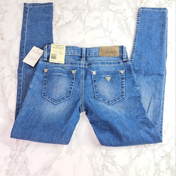 Guess Low Rise Skinny Jeans in Resolute Wash Size 24 Regular - Picture 3 of 11